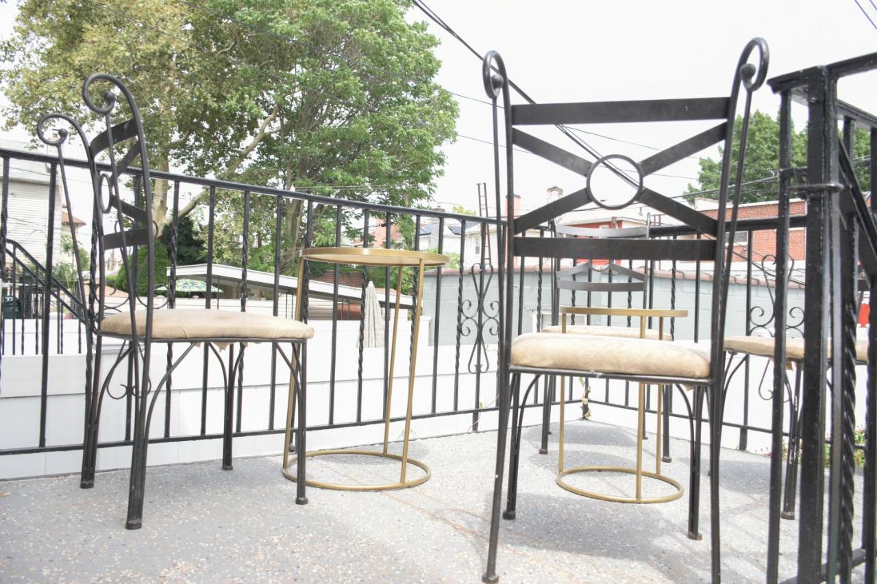 Accommodatie bij particulieren One-bed-that-will-hold-a-family-of-two-people New York